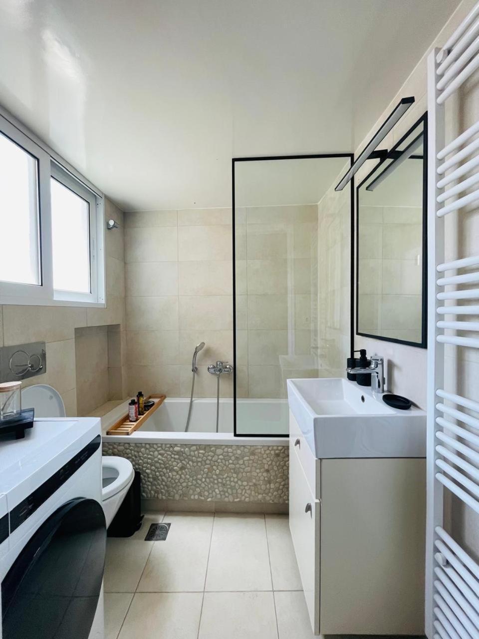 Overview Boutique Apartment Atenas Exterior foto