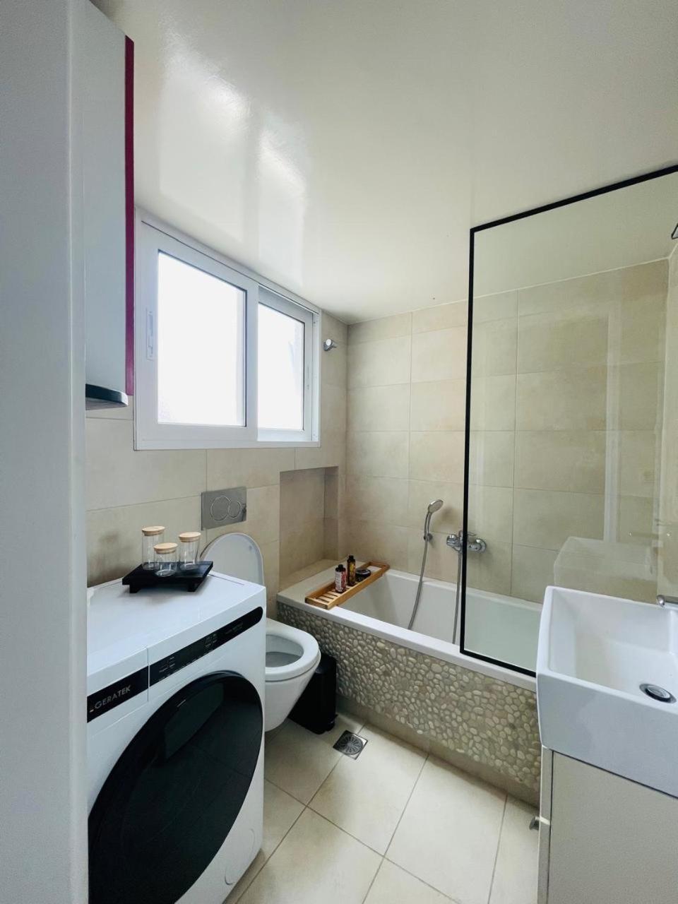 Overview Boutique Apartment Atenas Exterior foto